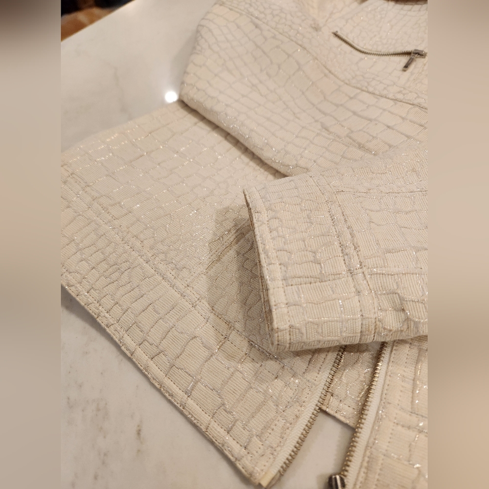 Short jacket - Picture 7 of 7